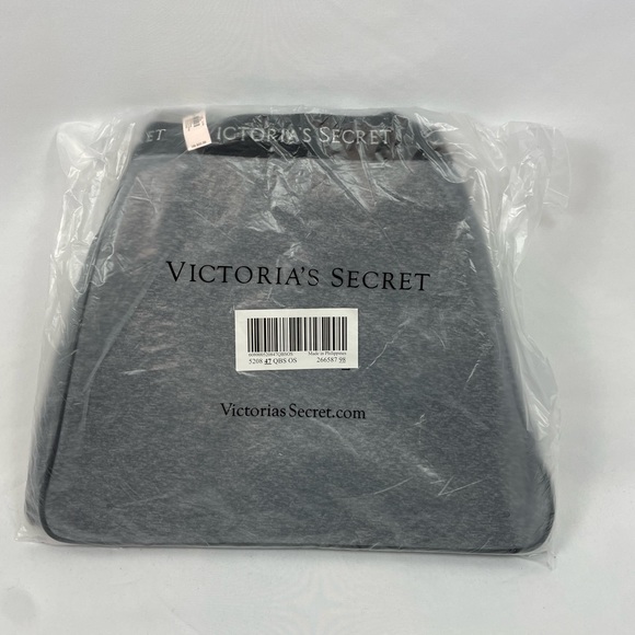 NWT Victoria’s Secret Sport Cinch Tote - Picture 2 of 10